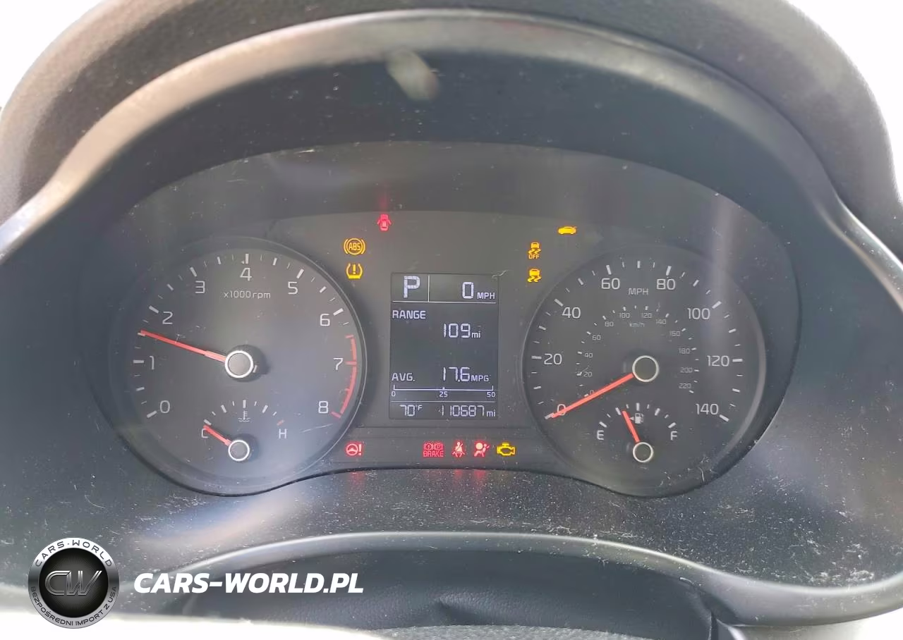 2019 Kia Rio S VIN:3KPA24AB8KE203735 - 9
