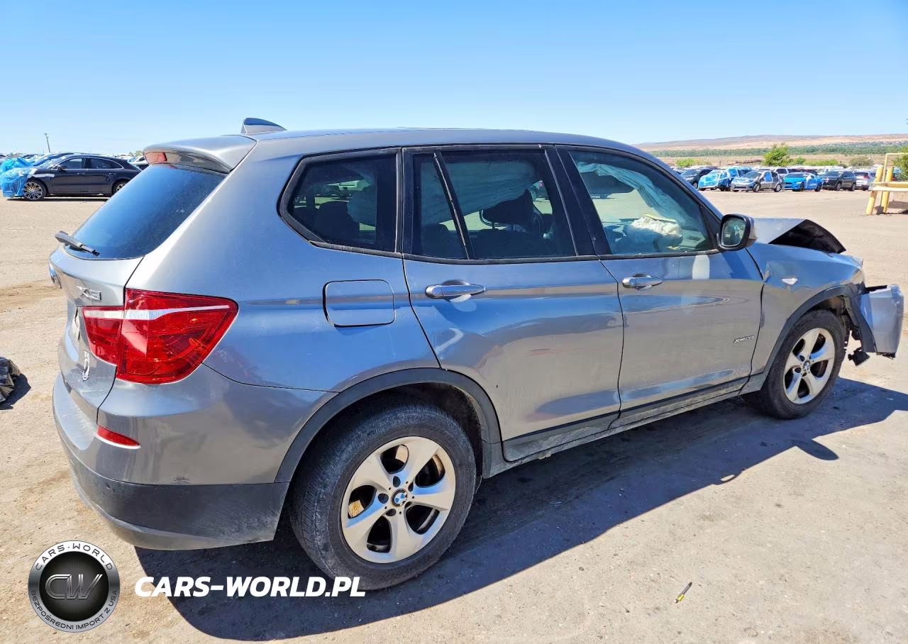2012 BMW X3 xDrive28I VIN:5UXWX5C54CL727797 - 3