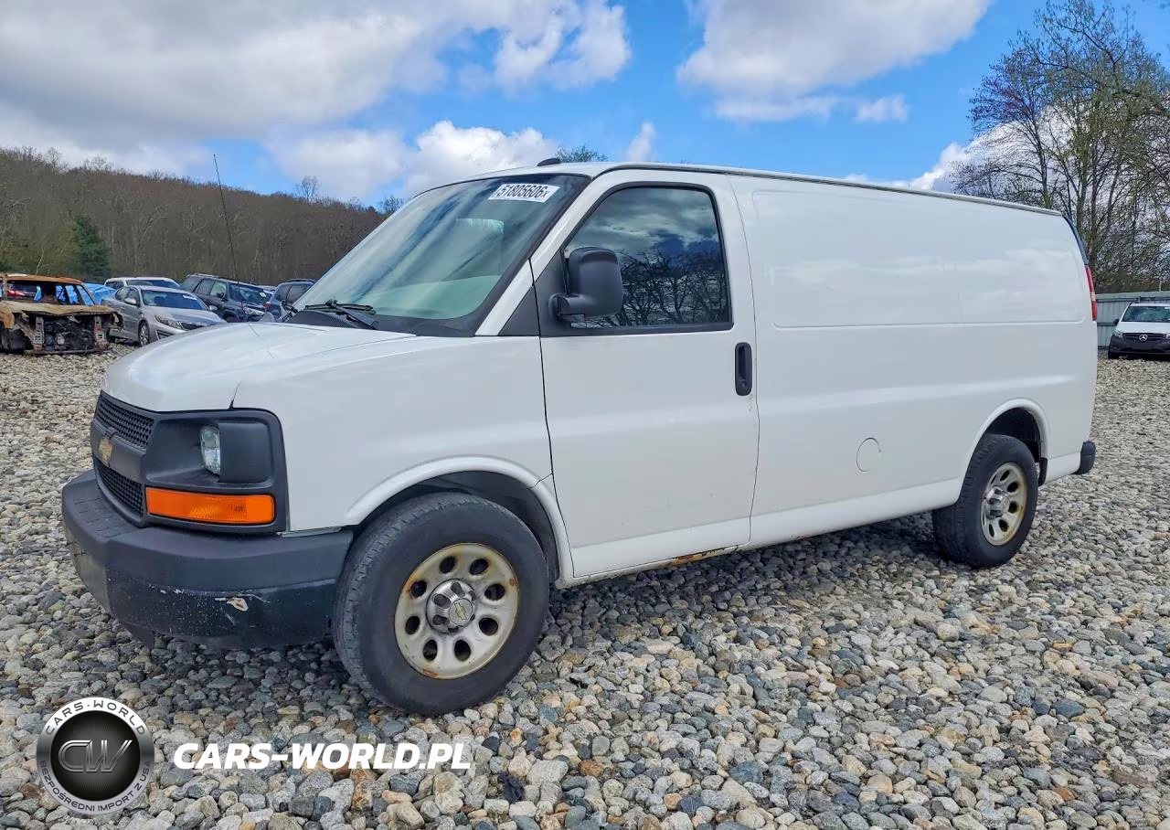 2013 Chev Express G1500