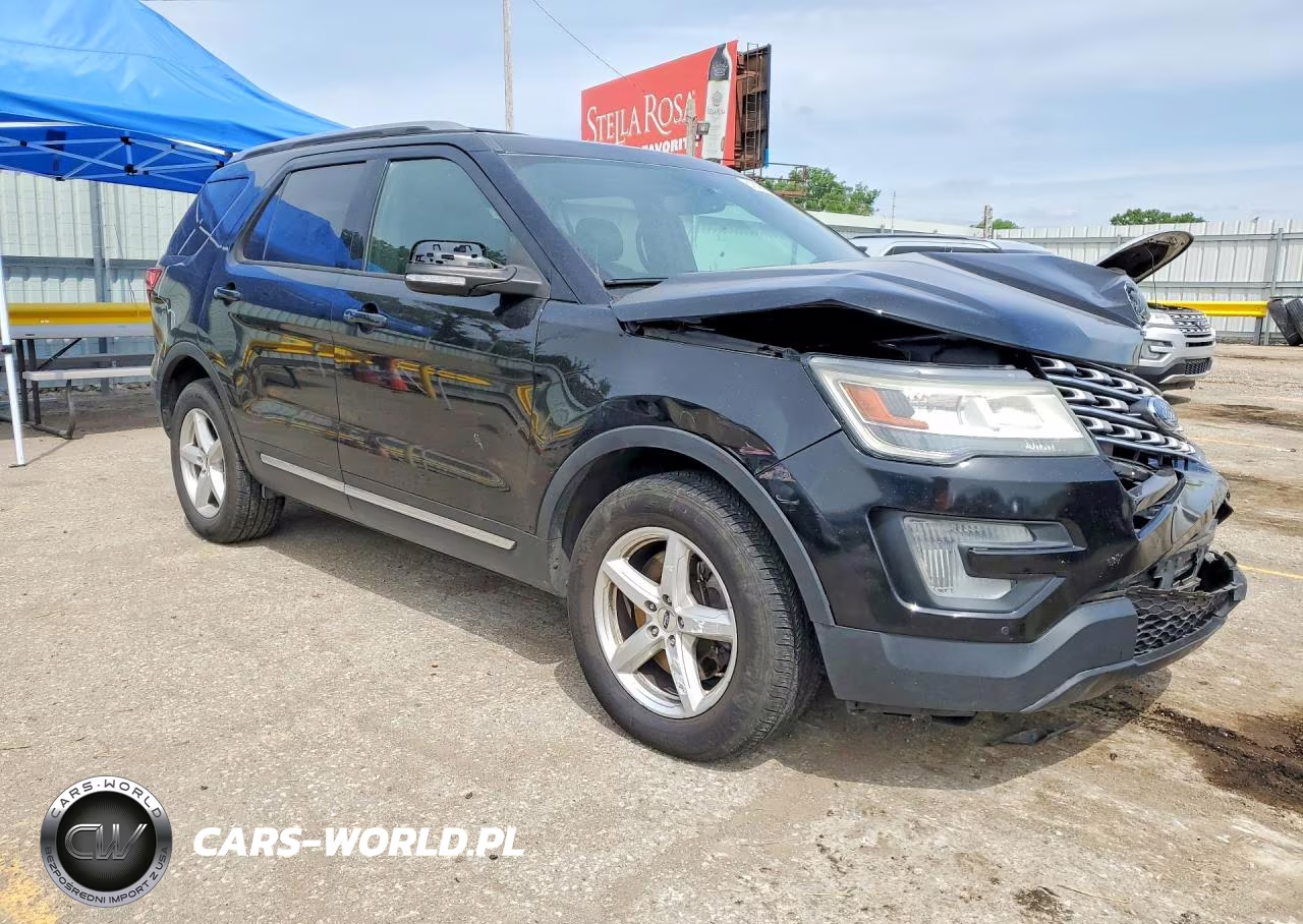 2017 Ford Explorer Xlt VIN:1FM5K8D86HGD14362 - 4