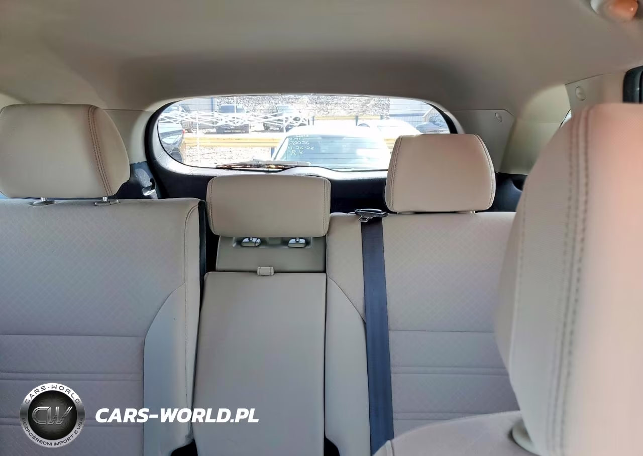 2017 Kia Sorento Lx VIN:5XYPG4A38HG222530 - 10
