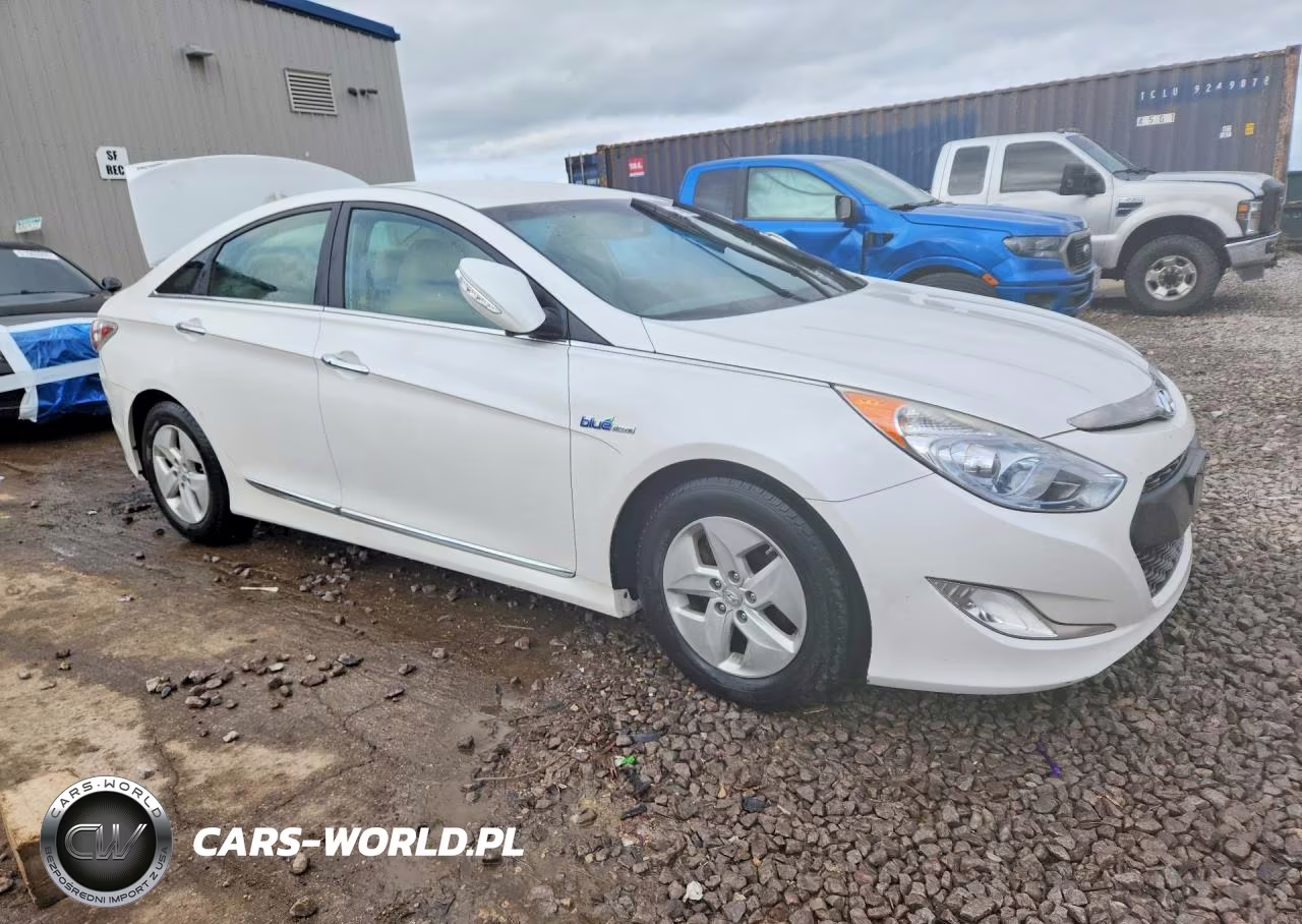 2012 Hyundai Sonata Hybrid VIN:KMHEC4A4XCA032938 - 4