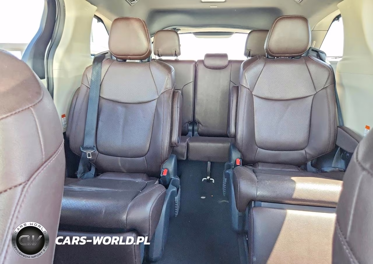2022 Toyota Sienna Platinum 7-Passenger VIN:5TDERKEC3NS088380 - 10