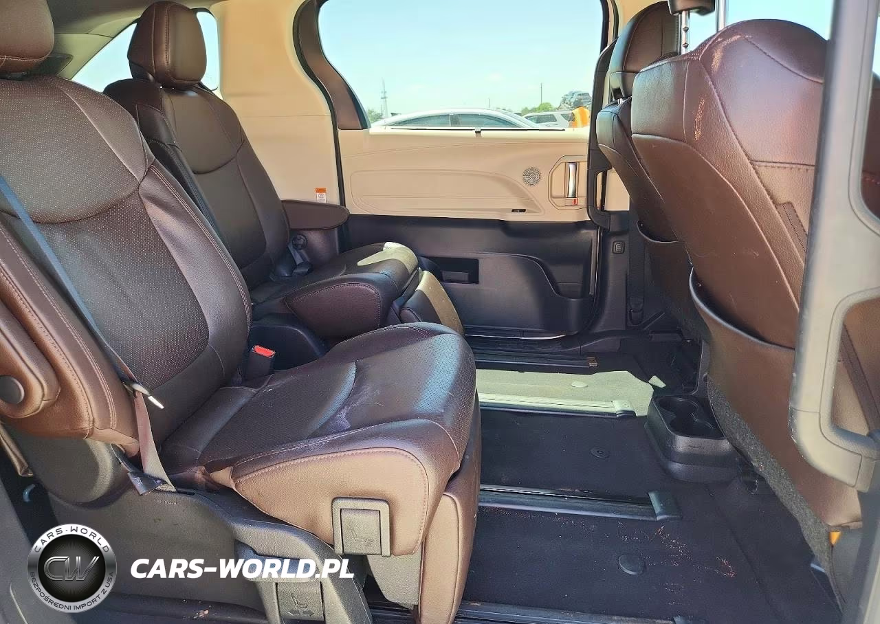 2022 Toyota Sienna Platinum 7-Passenger VIN:5TDERKEC3NS088380 - 11