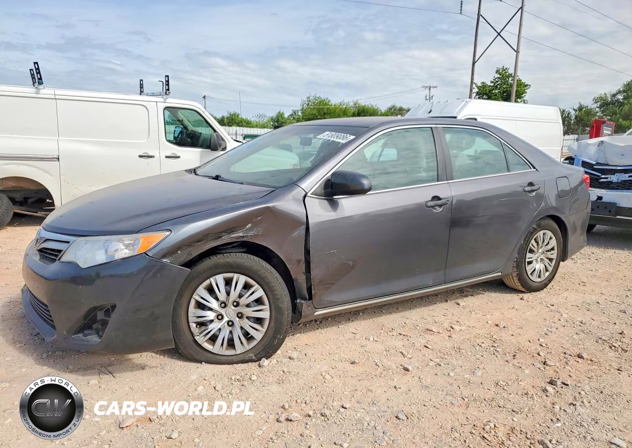 2014 Toyota Camry Le VIN:4T4BF1FK6ER386690 - 1