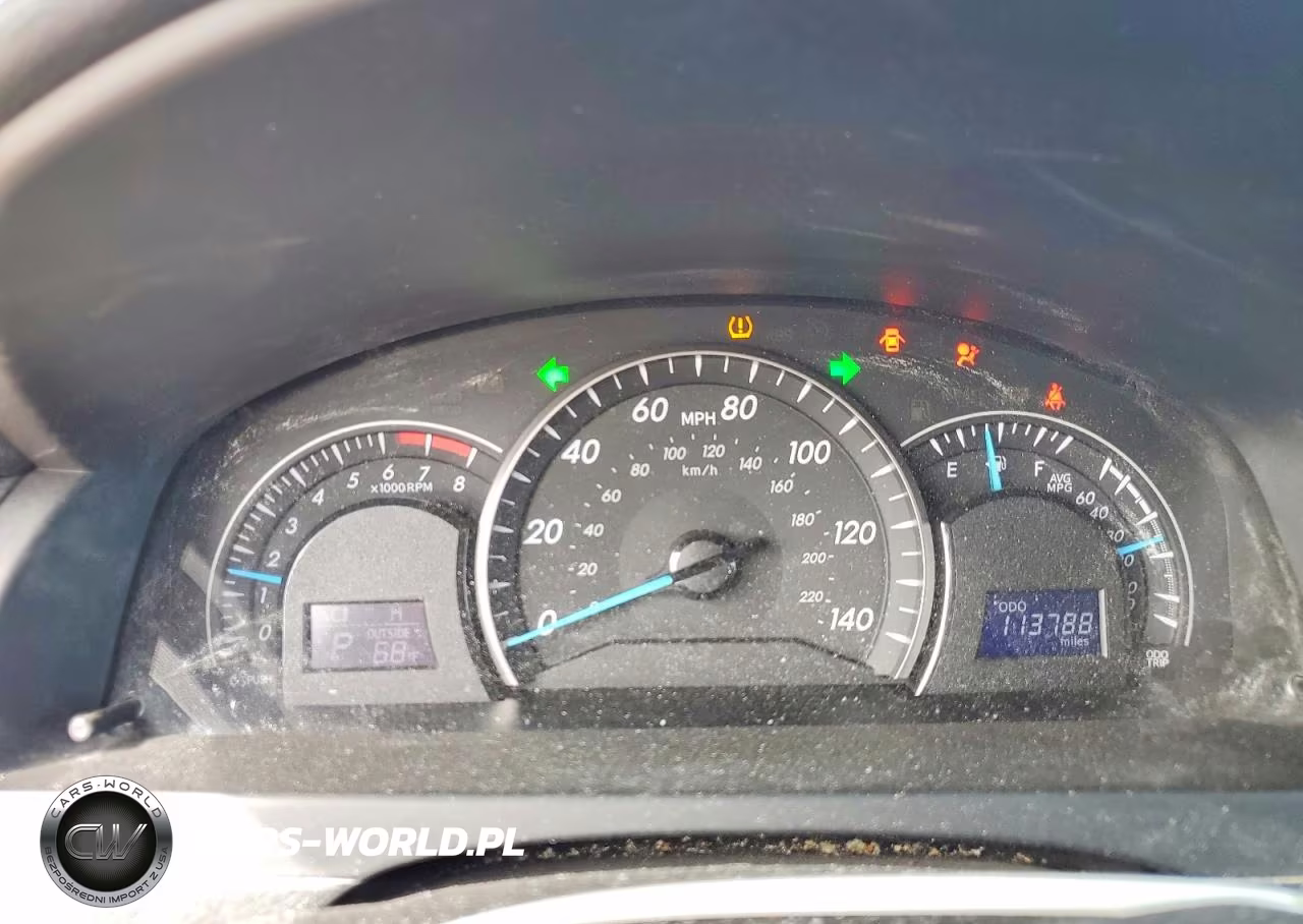 2014 Toyota Camry Le VIN:4T4BF1FK6ER386690 - 9