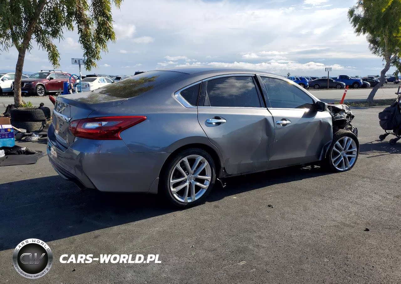 2018 Nissan Altima 2.5 S VIN:1N4AL3AP5JC275961 - 3
