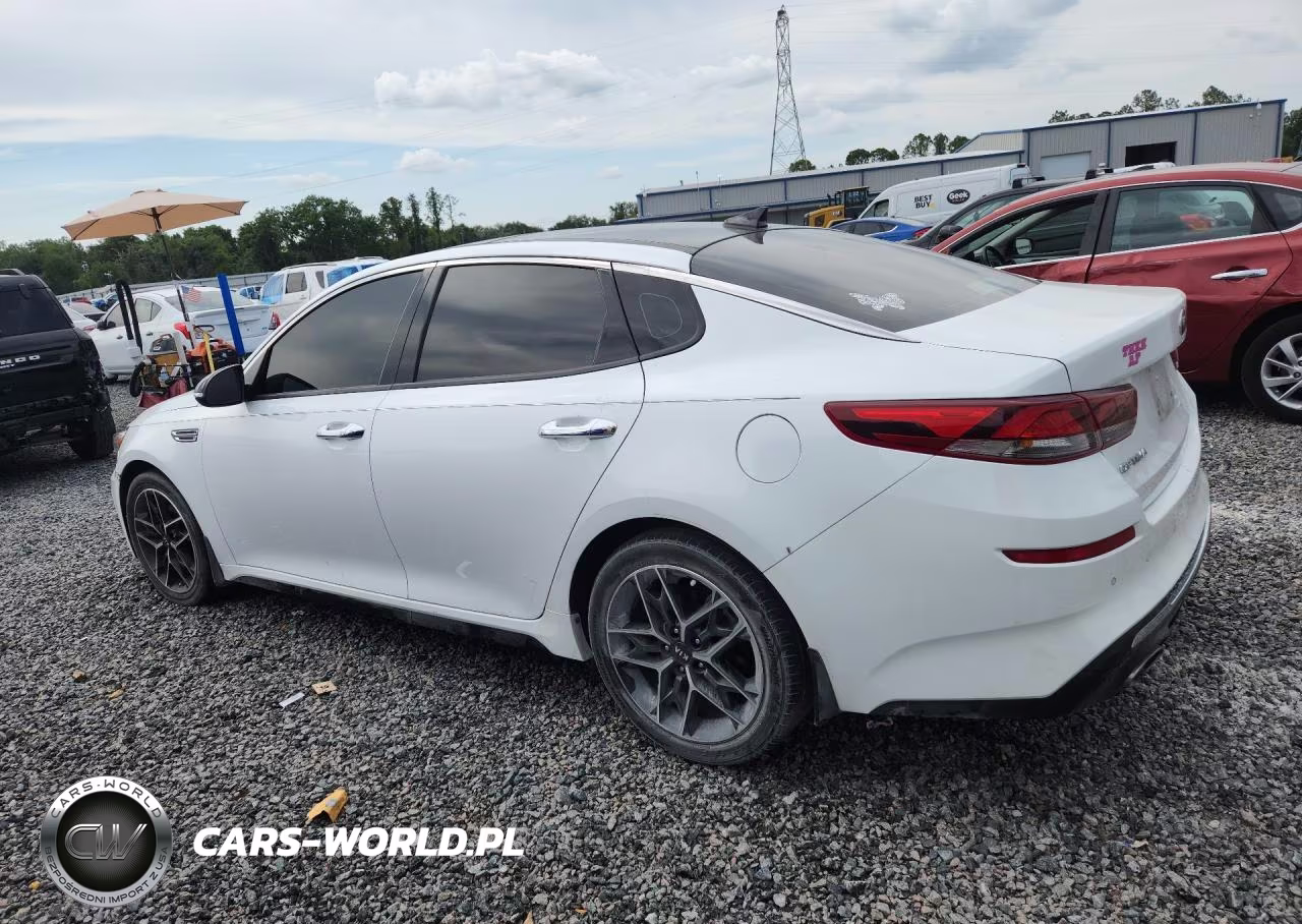 2020 Kia Optima Special Edition VIN:5XXGT4L33LG441921 - 2