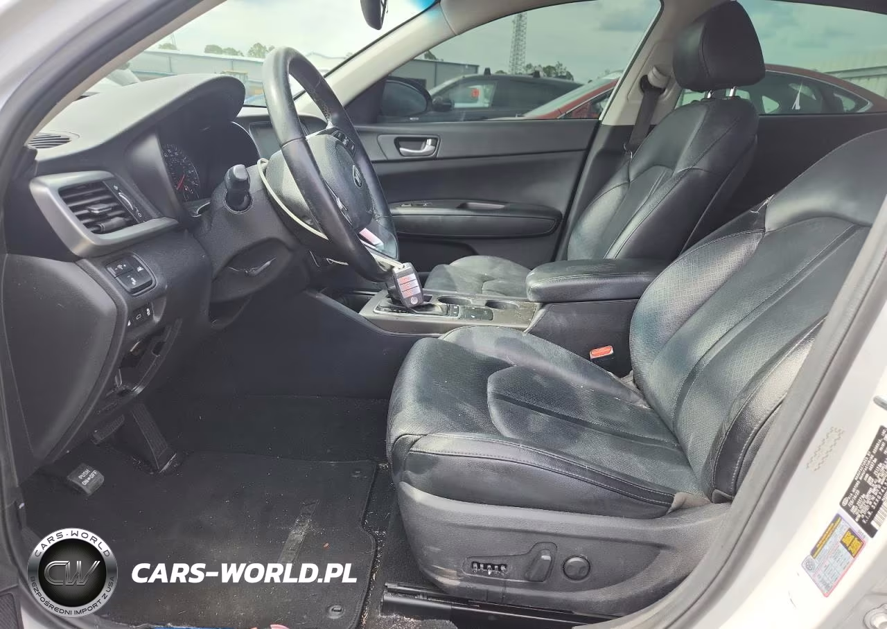 2020 Kia Optima Special Edition VIN:5XXGT4L33LG441921 - 7