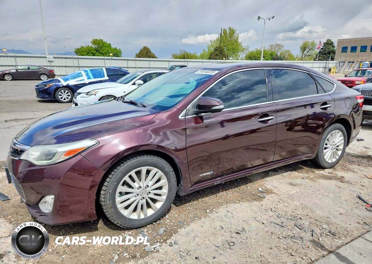 2013 Toyota Avalon Hybrid Limited