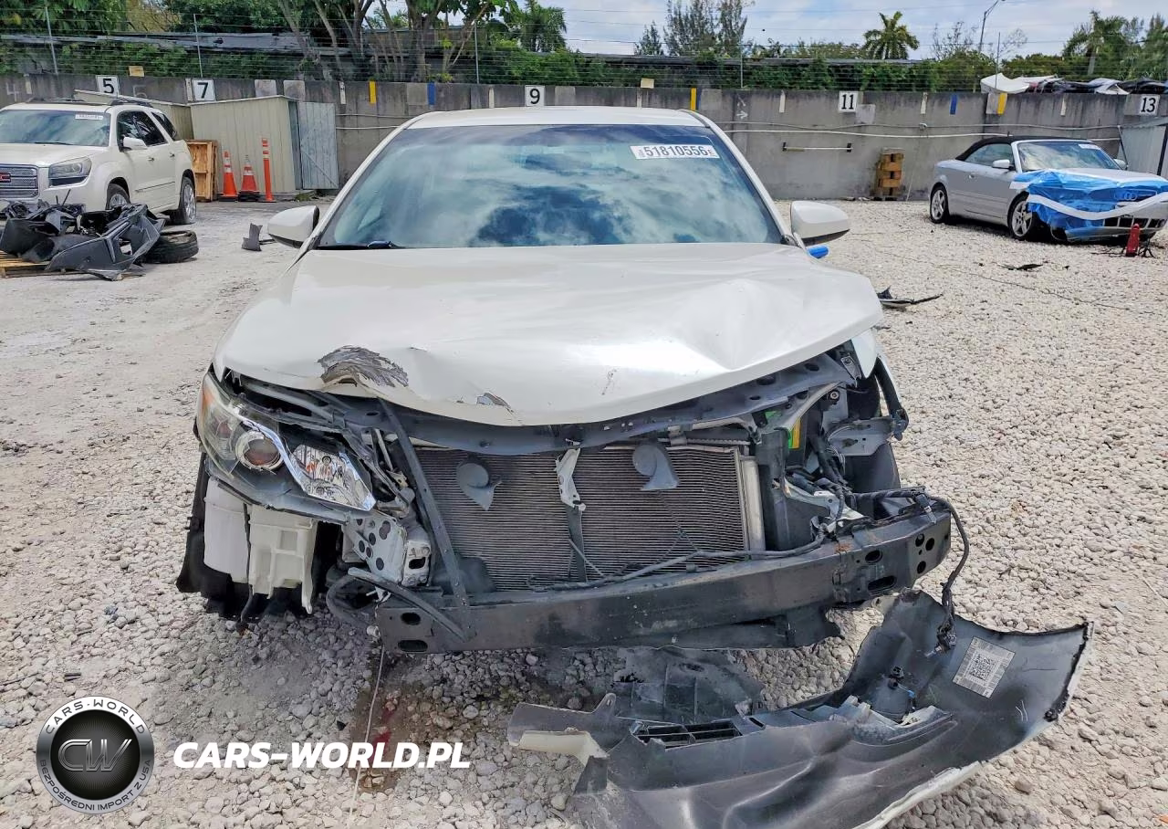 2014 Toyota Camry Se VIN:4T1BF1FK6EU444226 - 5