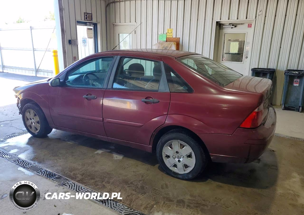 2007 Ford Focus Zx4 VIN:1FAHP34N67W185917 - 2