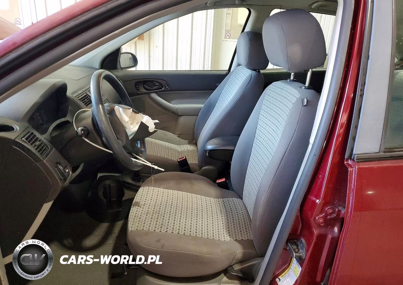 2007 Ford Focus Zx4 VIN:1FAHP34N67W185917 - 7
