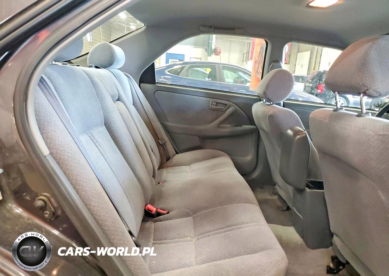 2001 Toyota Camry Le VIN:4T1BG22K21U863144 - 10