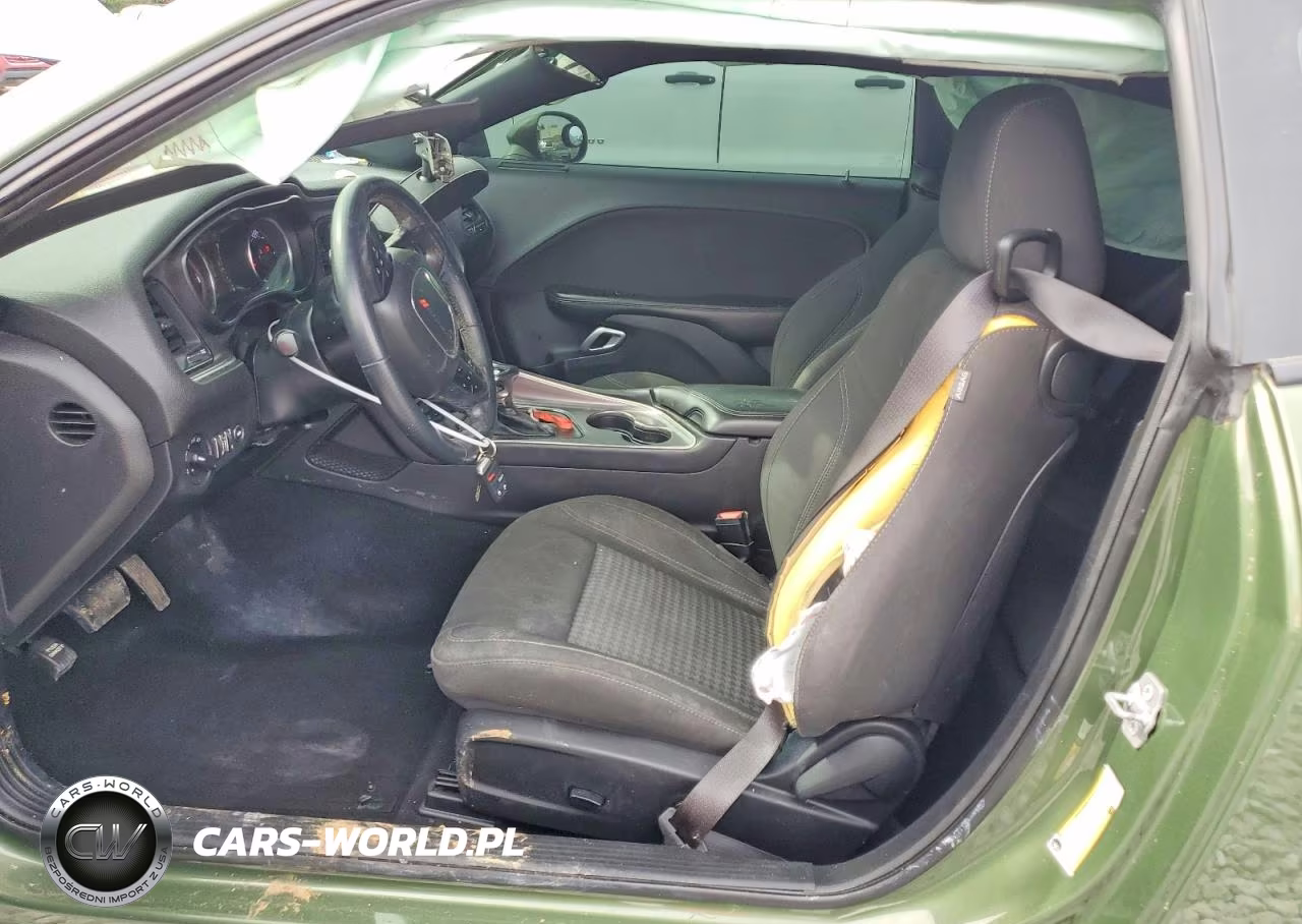 2019 Dodge Challenger Sxt VIN:2C3CDZAG7KH744683 - 7