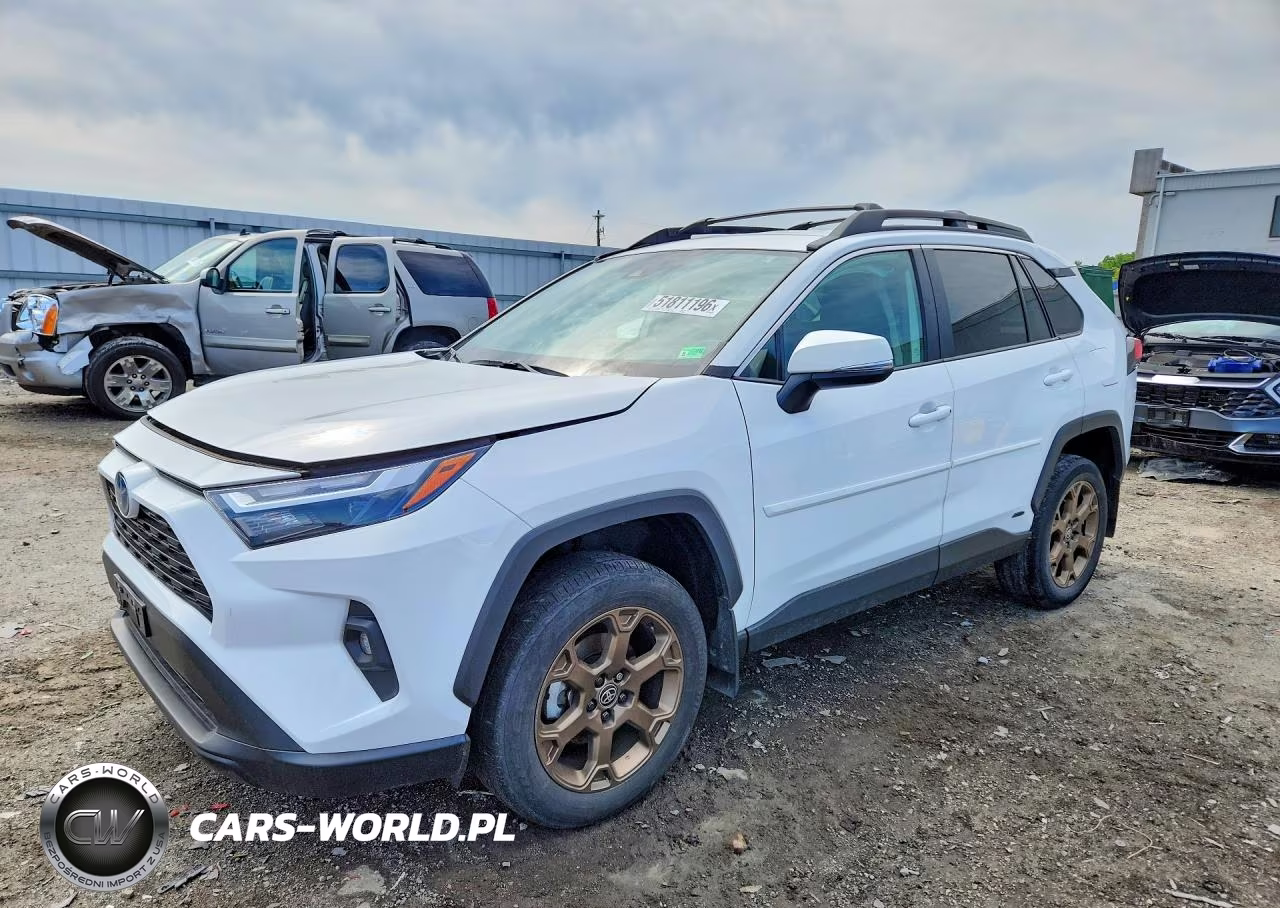 2023 Toyota Rav4 Woodland Edition – zdjęcie 1 z 13