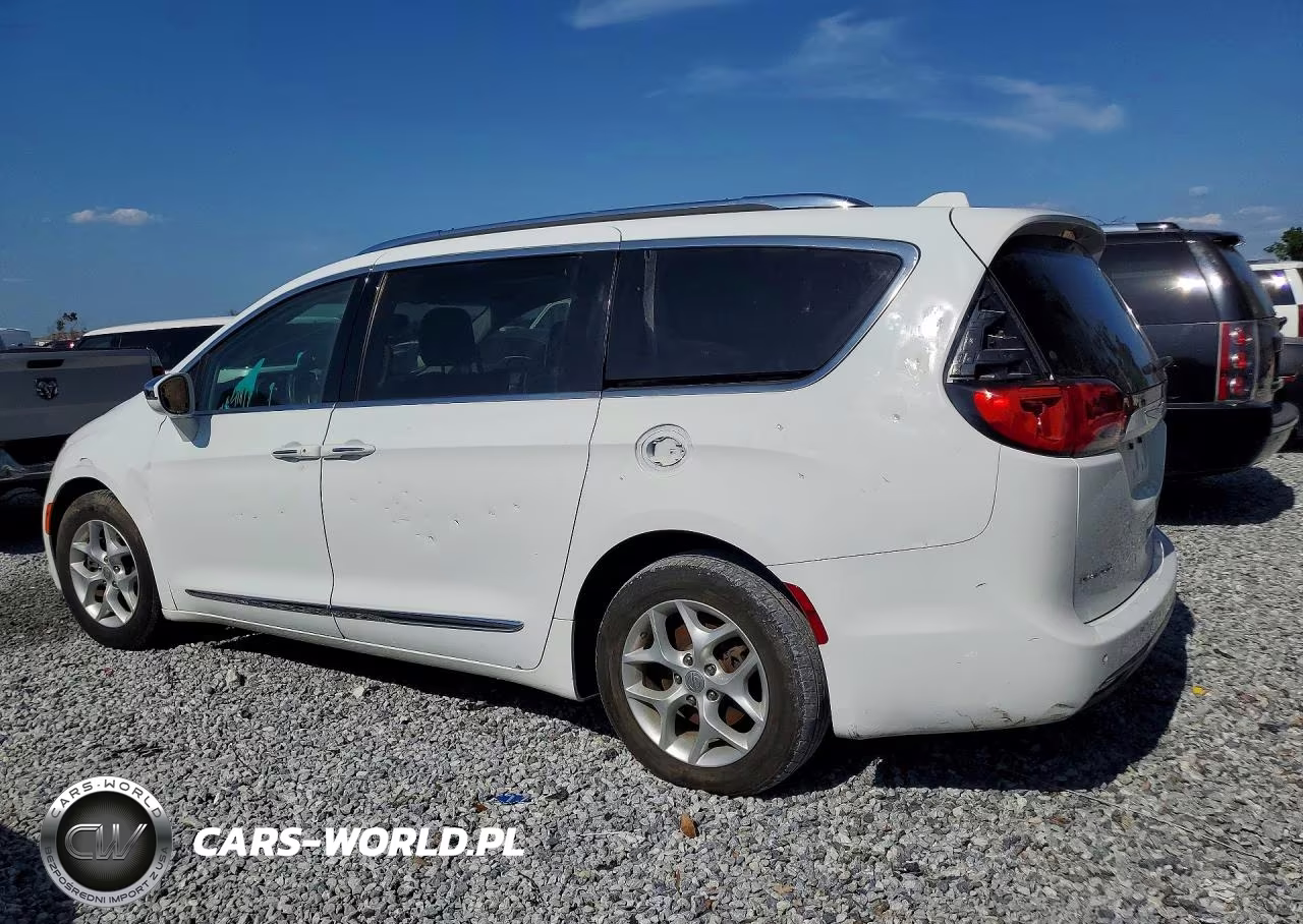 2018 Chrysler Pacifica Limited VIN:2C4RC1GG1JR251642 - 2