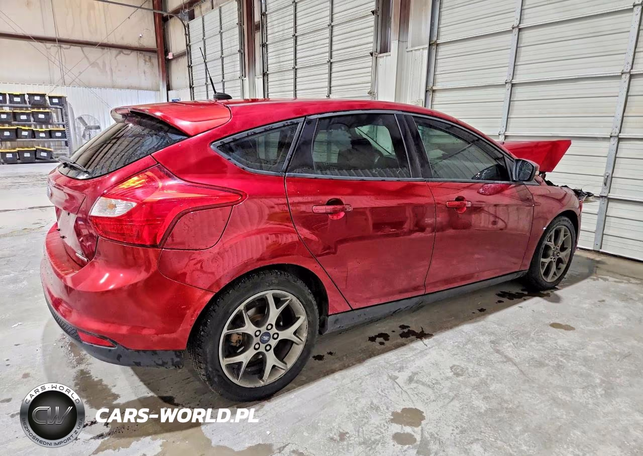 2013 Ford Focus Se VIN:1FADP3K23DL137991 - 3