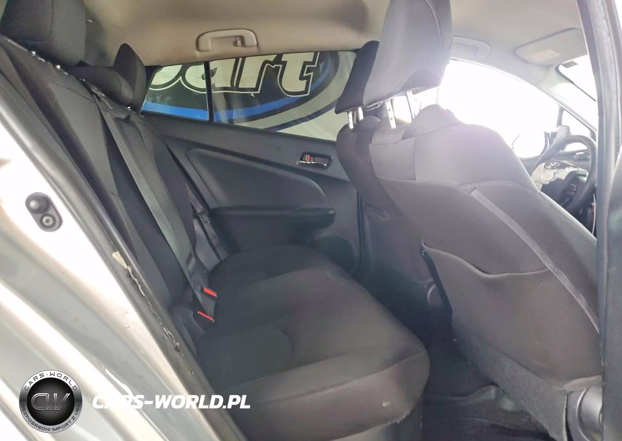 2019 Toyota Prius Le VIN:JTDKARFU1K3077336 - 10