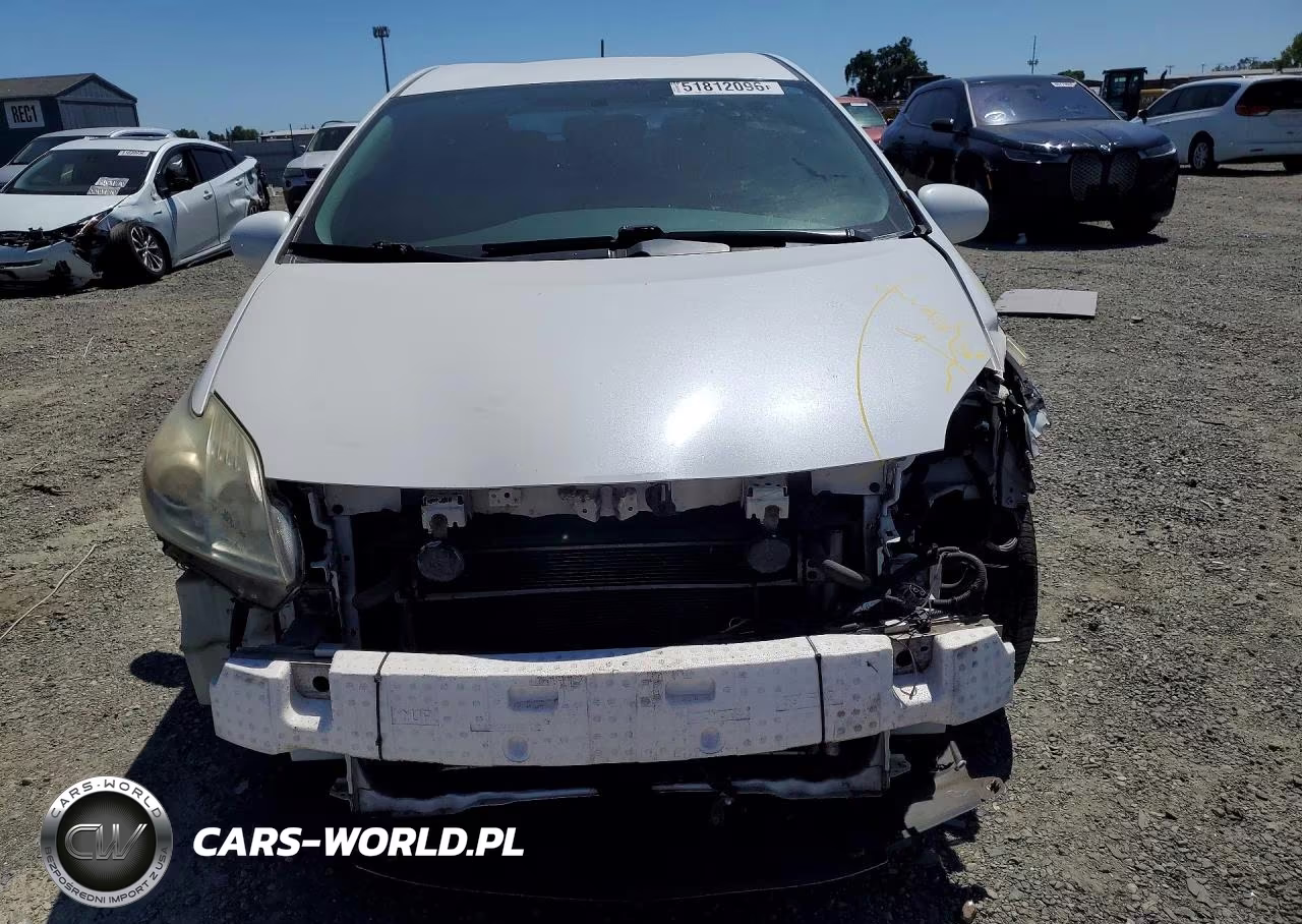 2011 Toyota Prius Two VIN:JTDKN3DU9B0249487 - 5