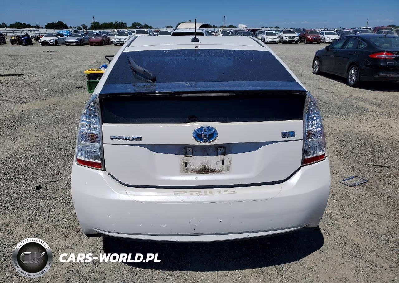 2011 Toyota Prius Two VIN:JTDKN3DU9B0249487 - 6