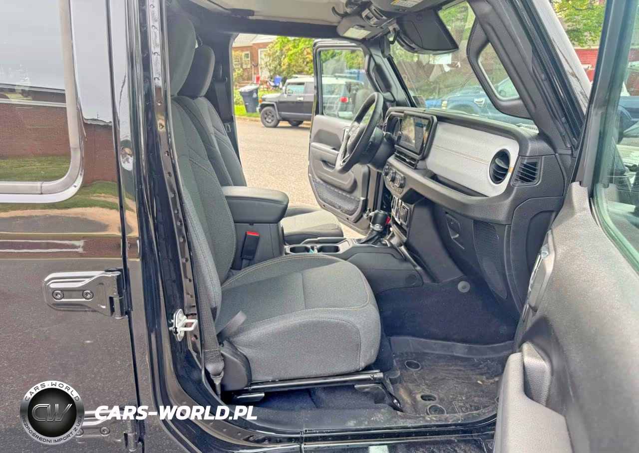 2025 Jeep Wrangler 4-Door Summit 4X4 VIN:1C4PJXDN5SW643261 - 5