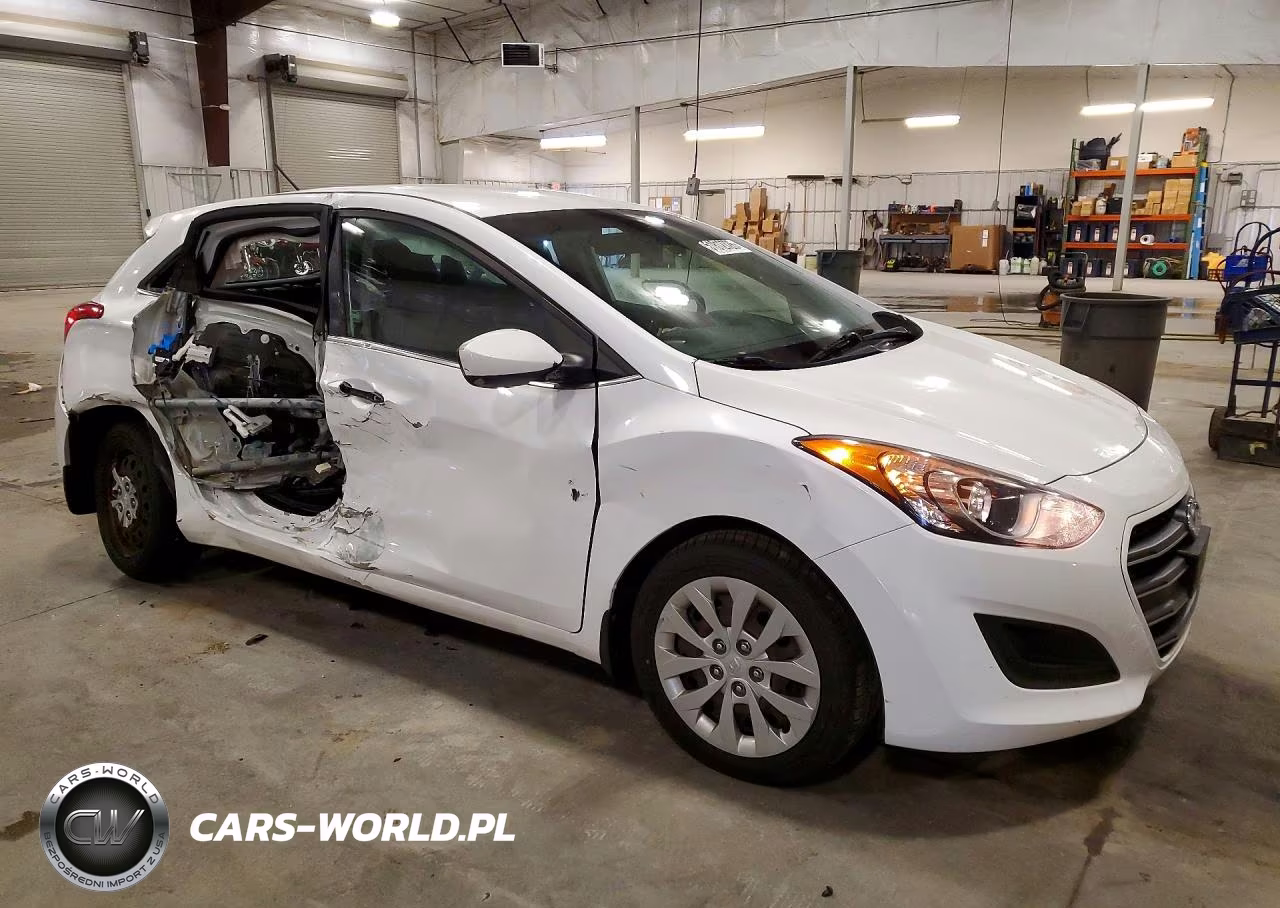 2016 Hyundai Elantra VIN:KMHD35LH6GU331803 - 4