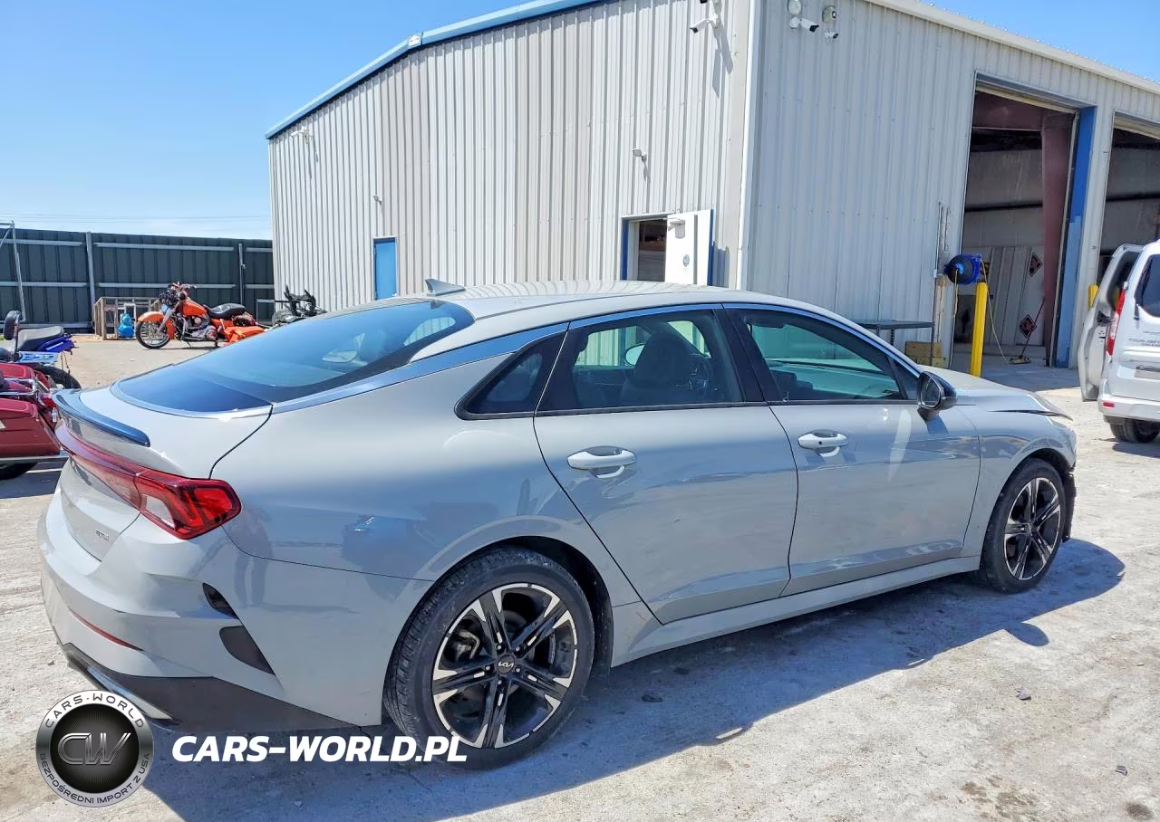 2024 Kia K5 Gt Line VIN:5XXG64J20RG231917 - 3