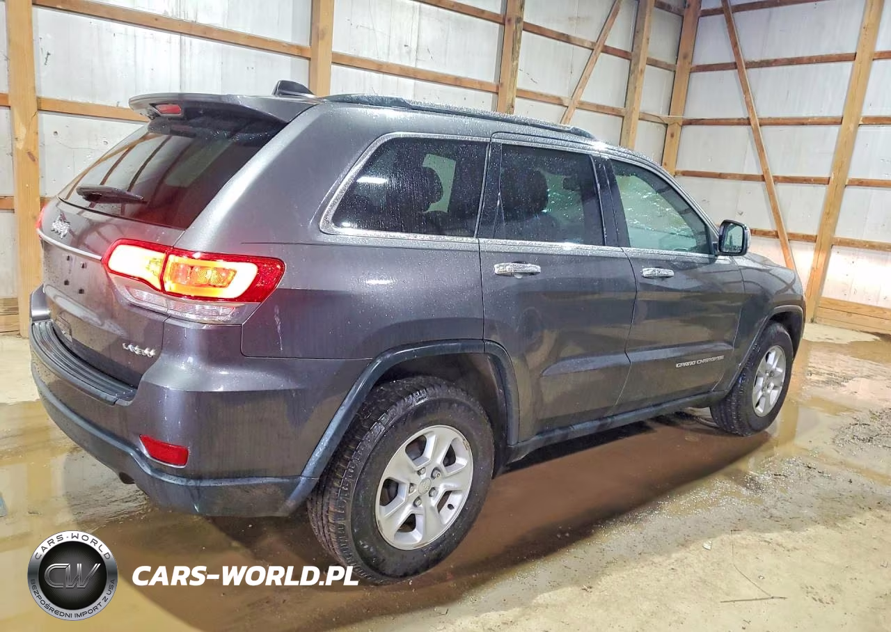 2015 Jeep Grand Cherokee Laredo VIN:1C4RJFAG5FC941230 - 3