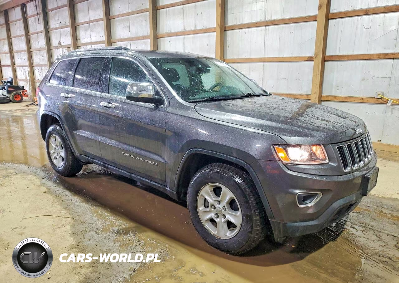 2015 Jeep Grand Cherokee Laredo VIN:1C4RJFAG5FC941230 - 4