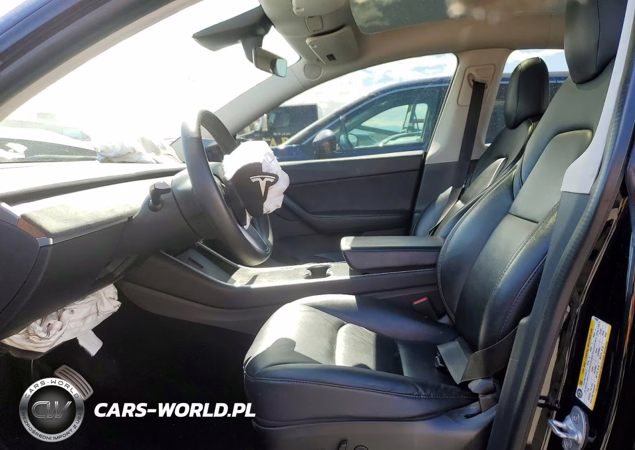 2020 Tesla Model Y VIN:5YJYGDEF7LF014096 - 7
