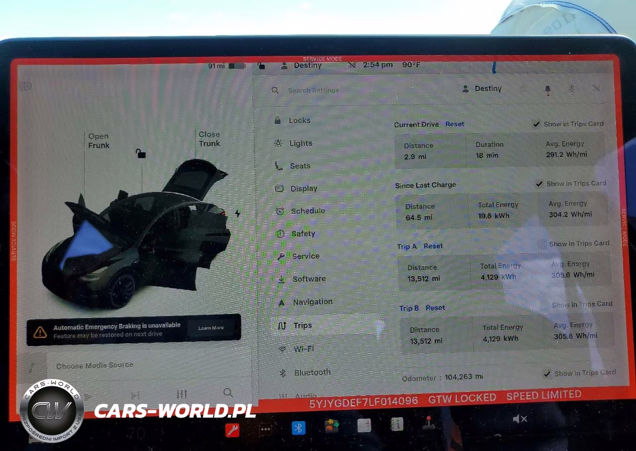 2020 Tesla Model Y VIN:5YJYGDEF7LF014096 - 9