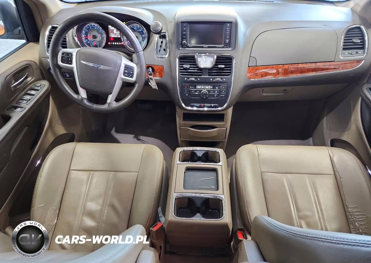 2016 Chrysler Town & Country Touring VIN:2C4RC1BG8GR199913 - 8