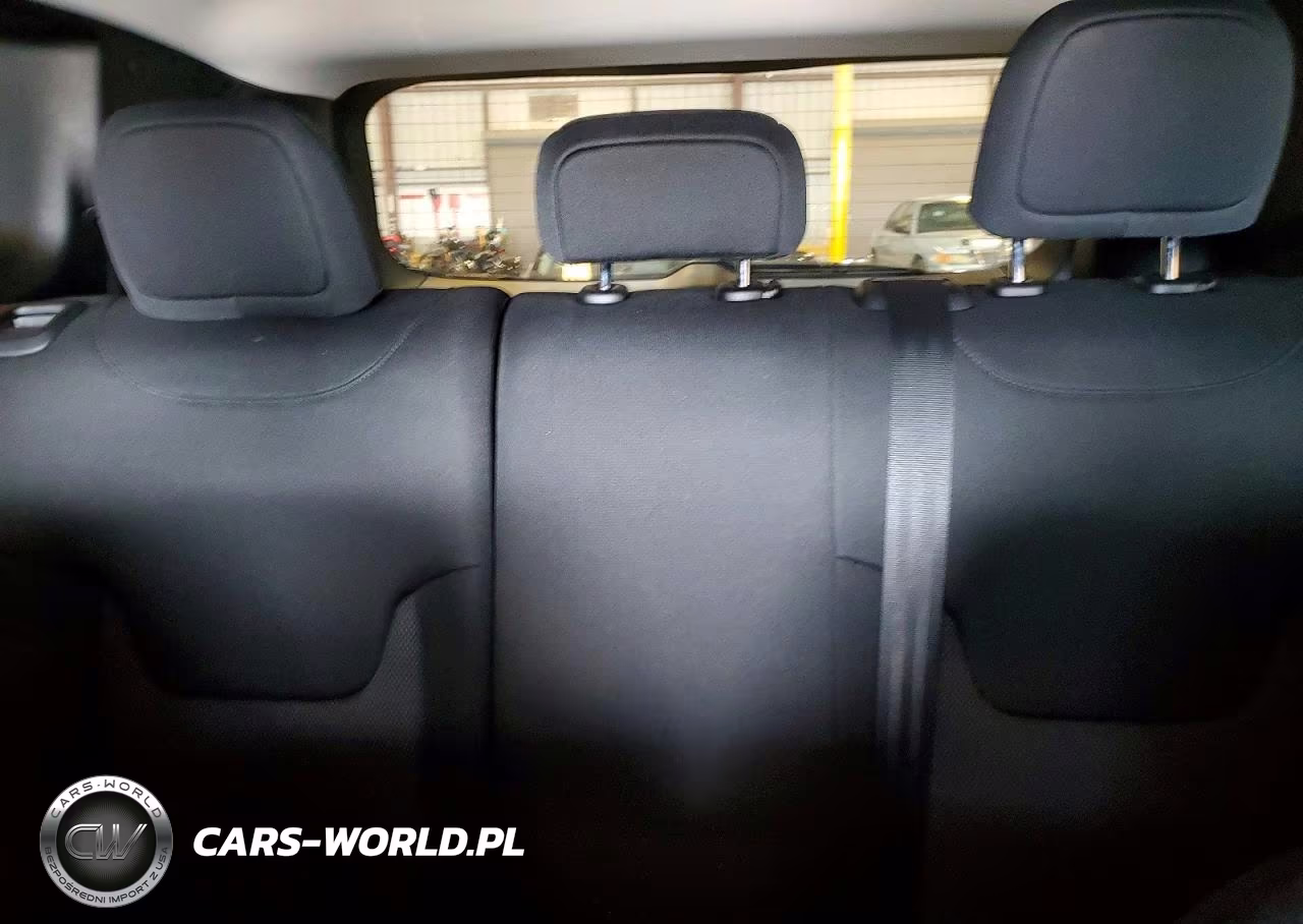 2018 Jeep Renegade Sport VIN:ZACCJBAB0JPH51259 - 10