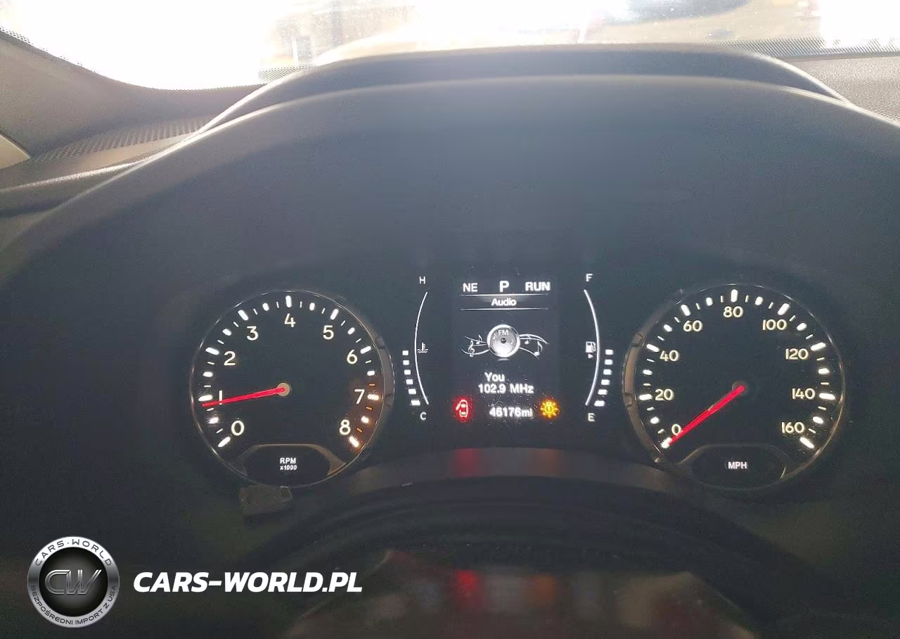 2018 Jeep Renegade Sport VIN:ZACCJBAB0JPH51259 - 9