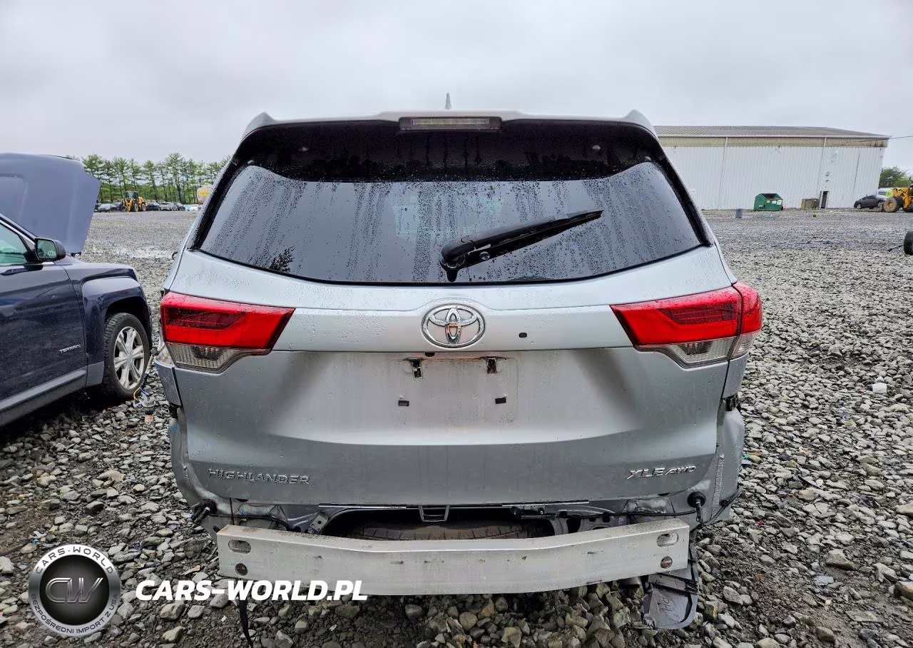 2019 Toyota Highlander Xle VIN:5TDJZRFH9KS622351 - 6