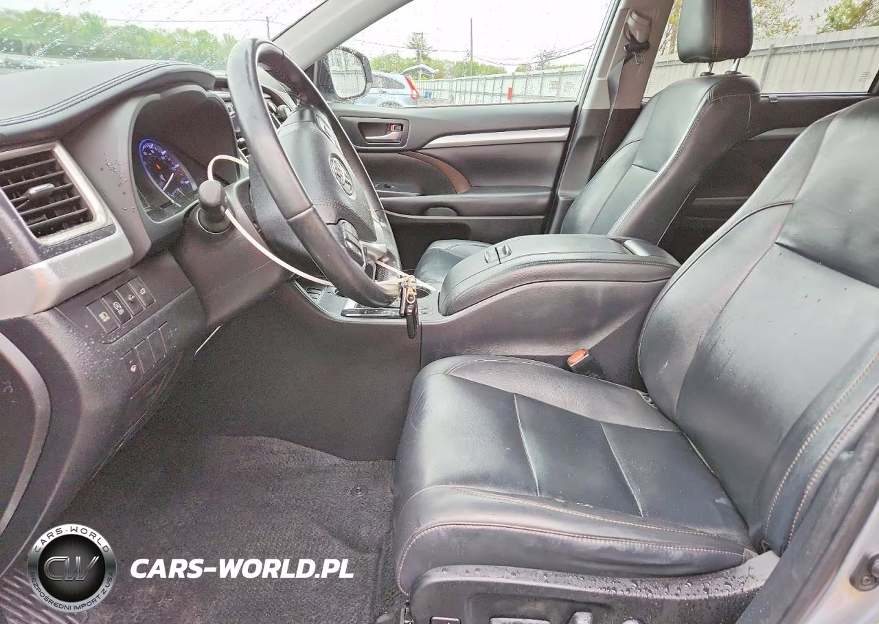 2019 Toyota Highlander Xle VIN:5TDJZRFH9KS622351 - 7