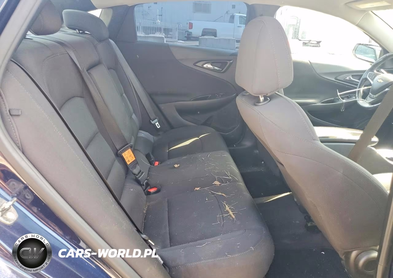 2017 Chevrolet Malibu Lt VIN:1G1ZE5ST7HF219830 - 10