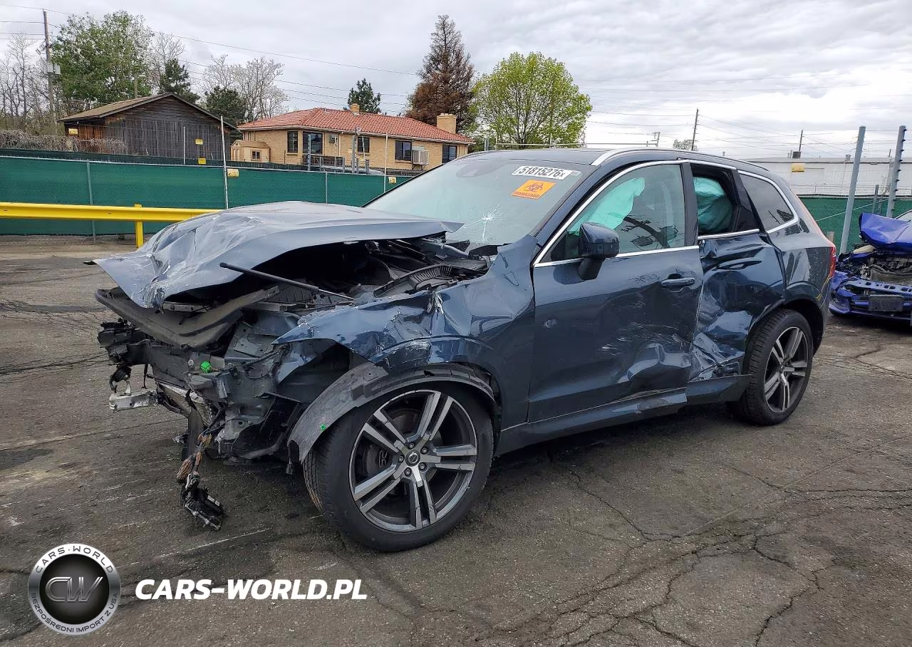 2021 Volvo Xc60 T5 Momentum VIN:YV4102RKXM1675825 - 1