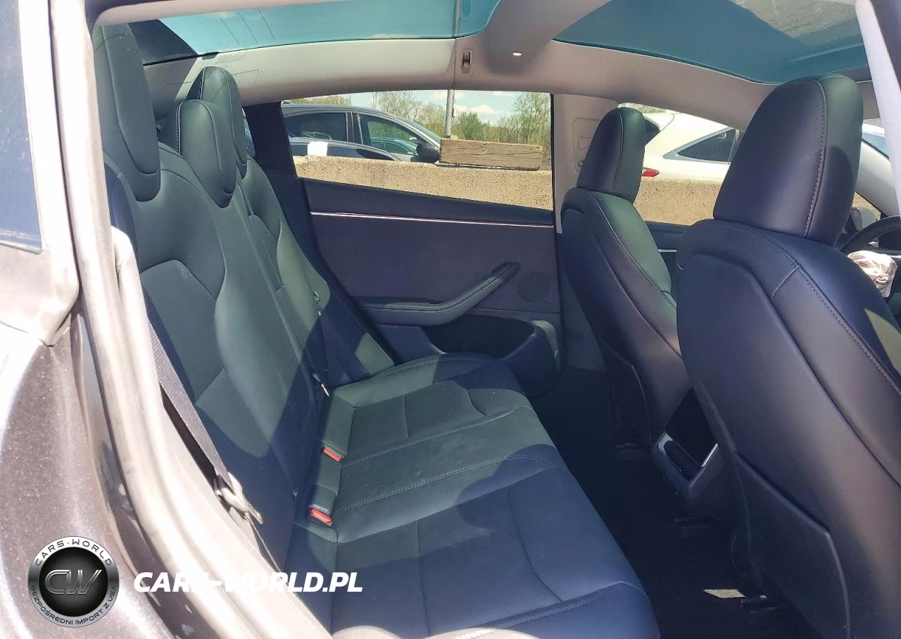 2025 Tesla Model 3 VIN:5YJ3E1EB6SF918659 - 10