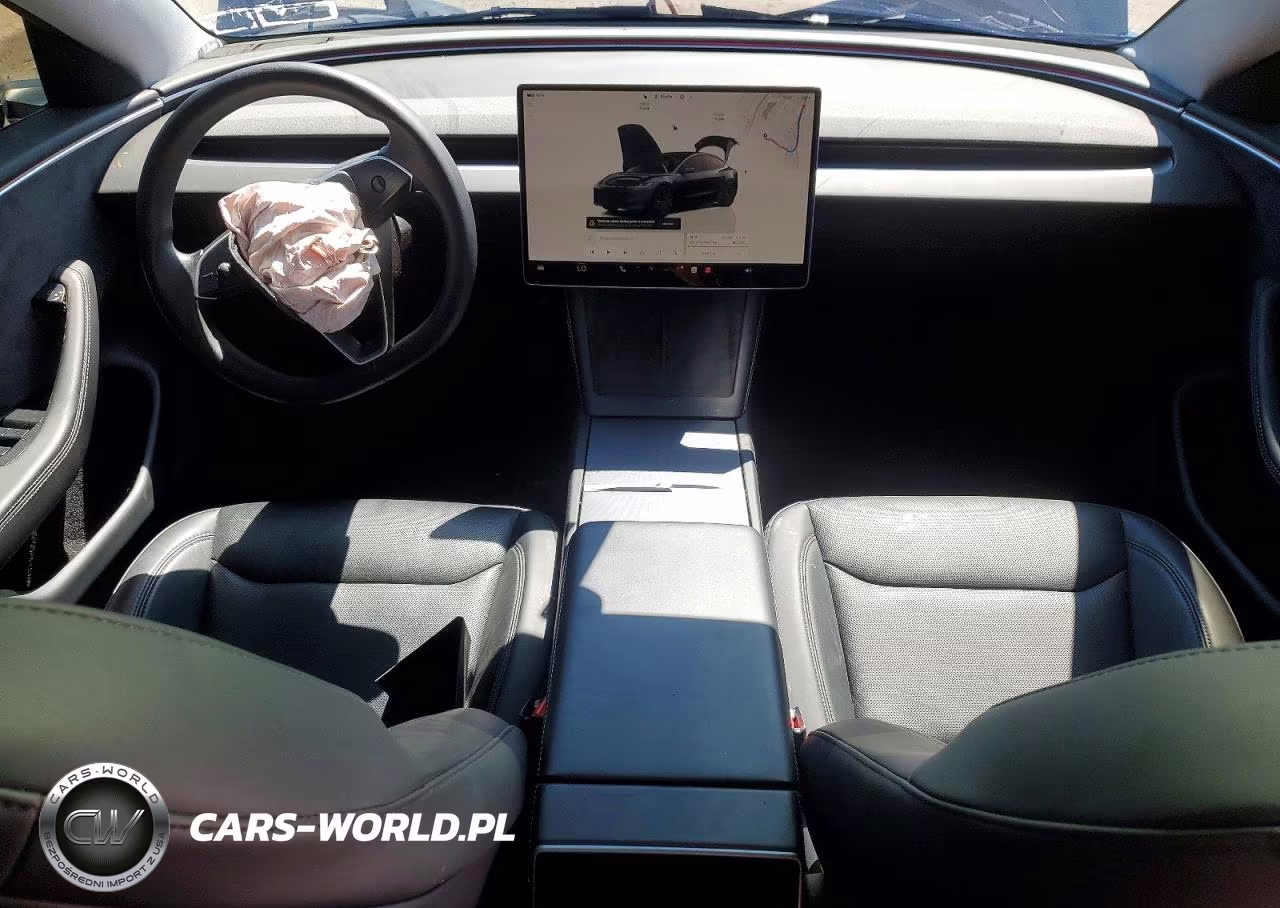 2025 Tesla Model 3 VIN:5YJ3E1EB6SF918659 - 8