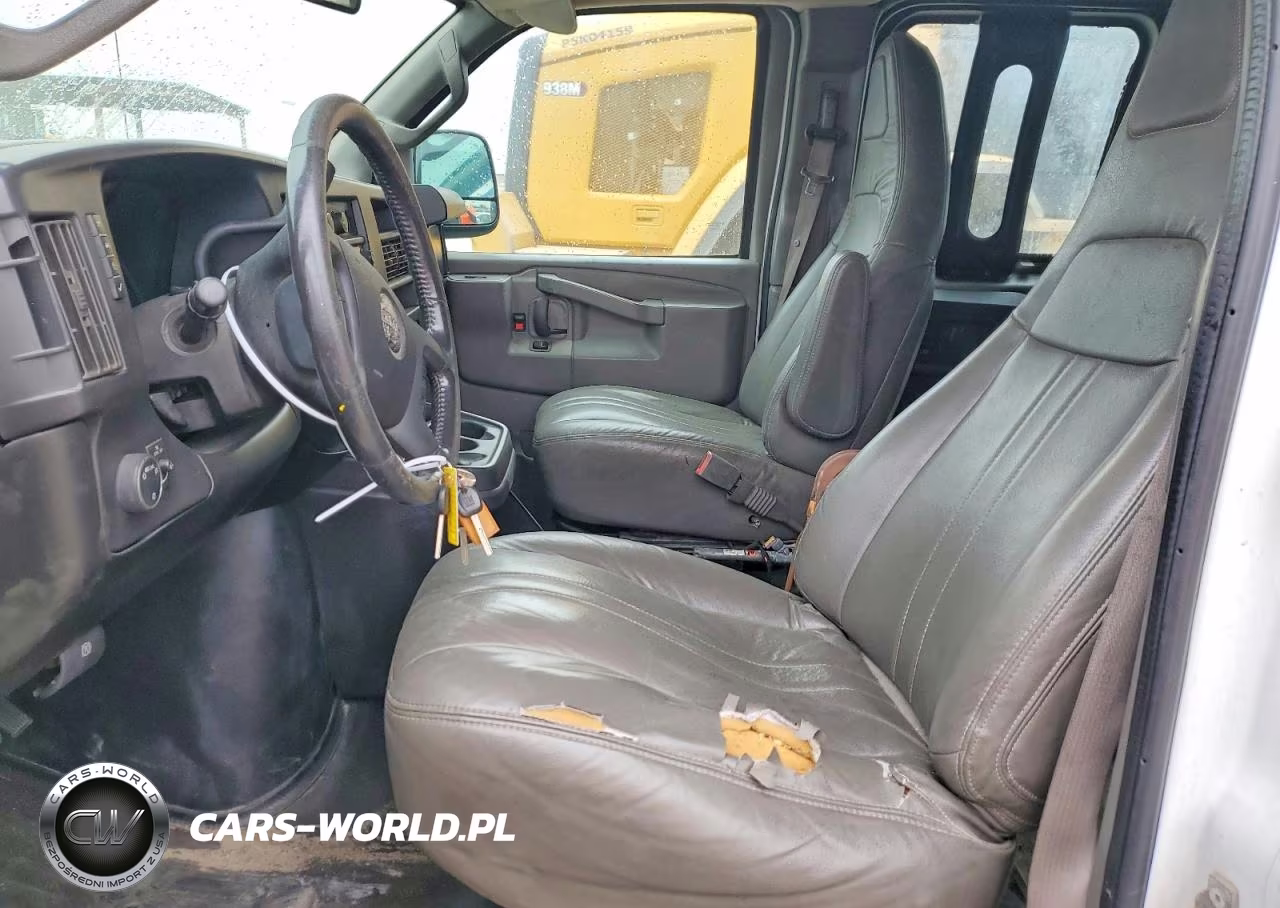 2020 GMC Savana G3500 VIN:1GTZ7HFG3L1147529 - 7