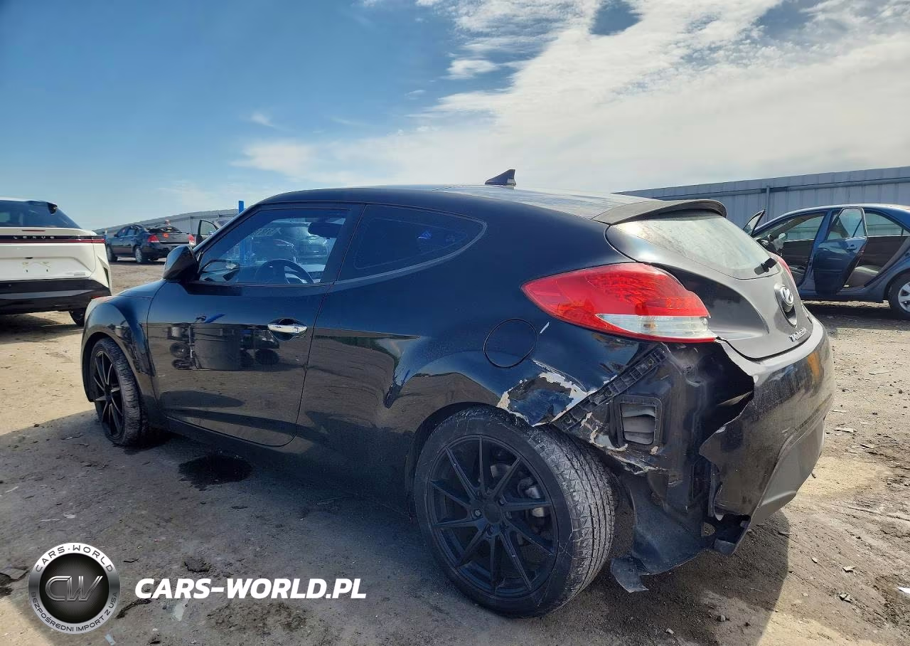 2015 Hyundai Veloster Re:flex VIN:KMHTC6AD2FU218706 - 2