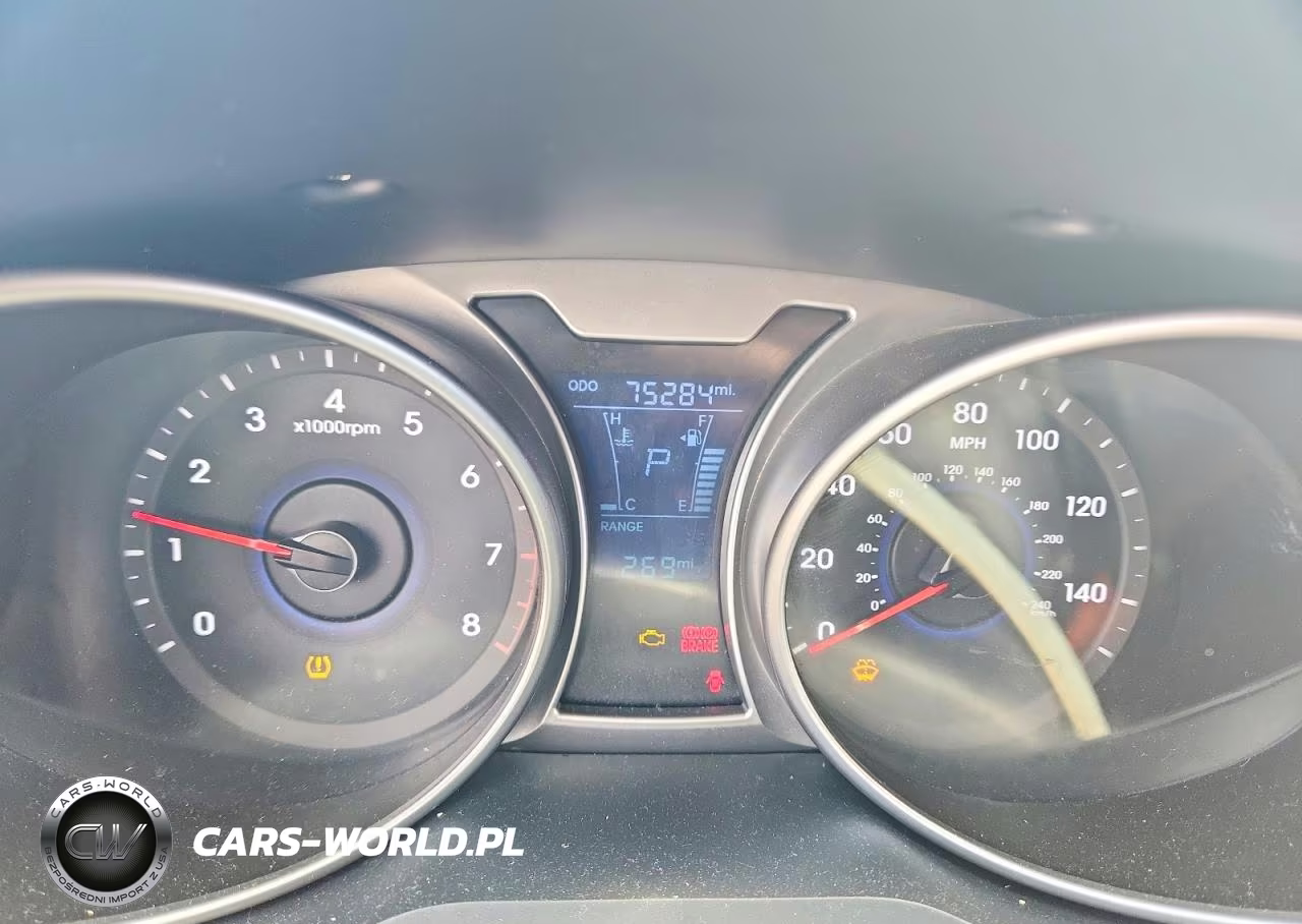 2015 Hyundai Veloster Re:flex VIN:KMHTC6AD2FU218706 - 9