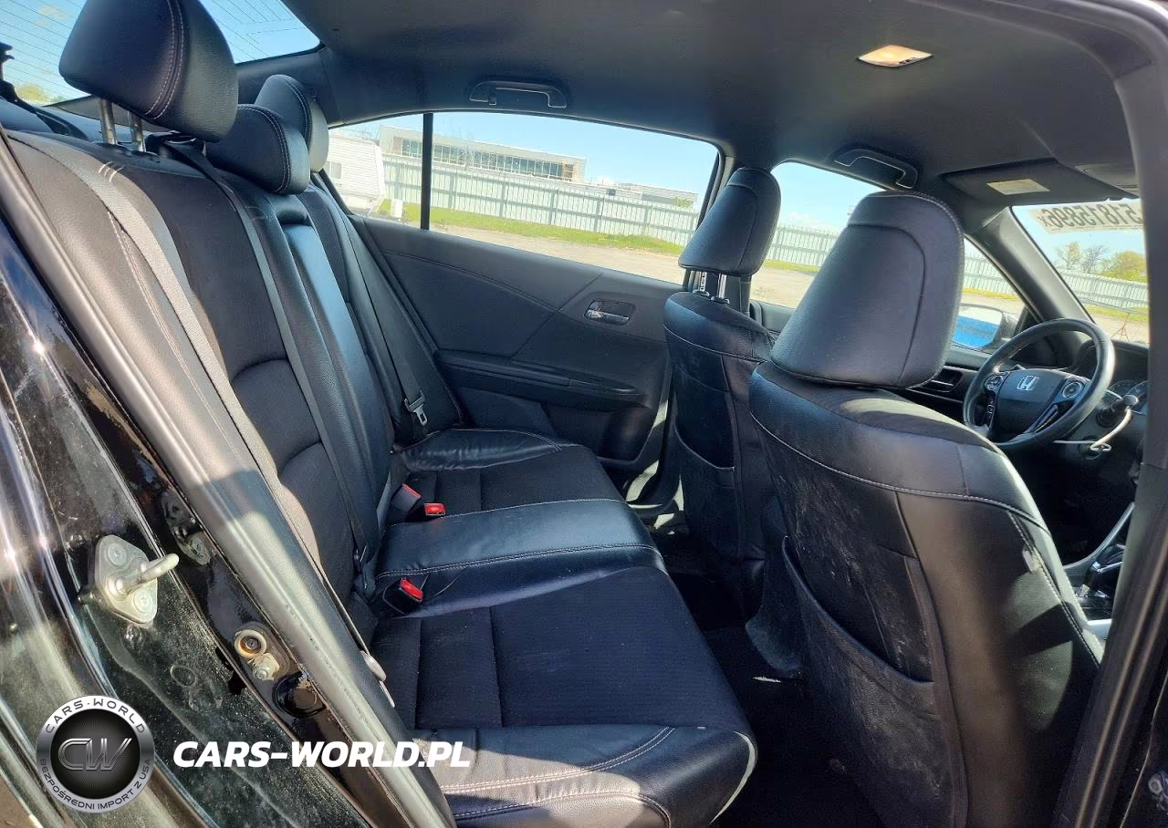 2016 Honda Accord Sport VIN:1HGCR2F52GA137755 - 10