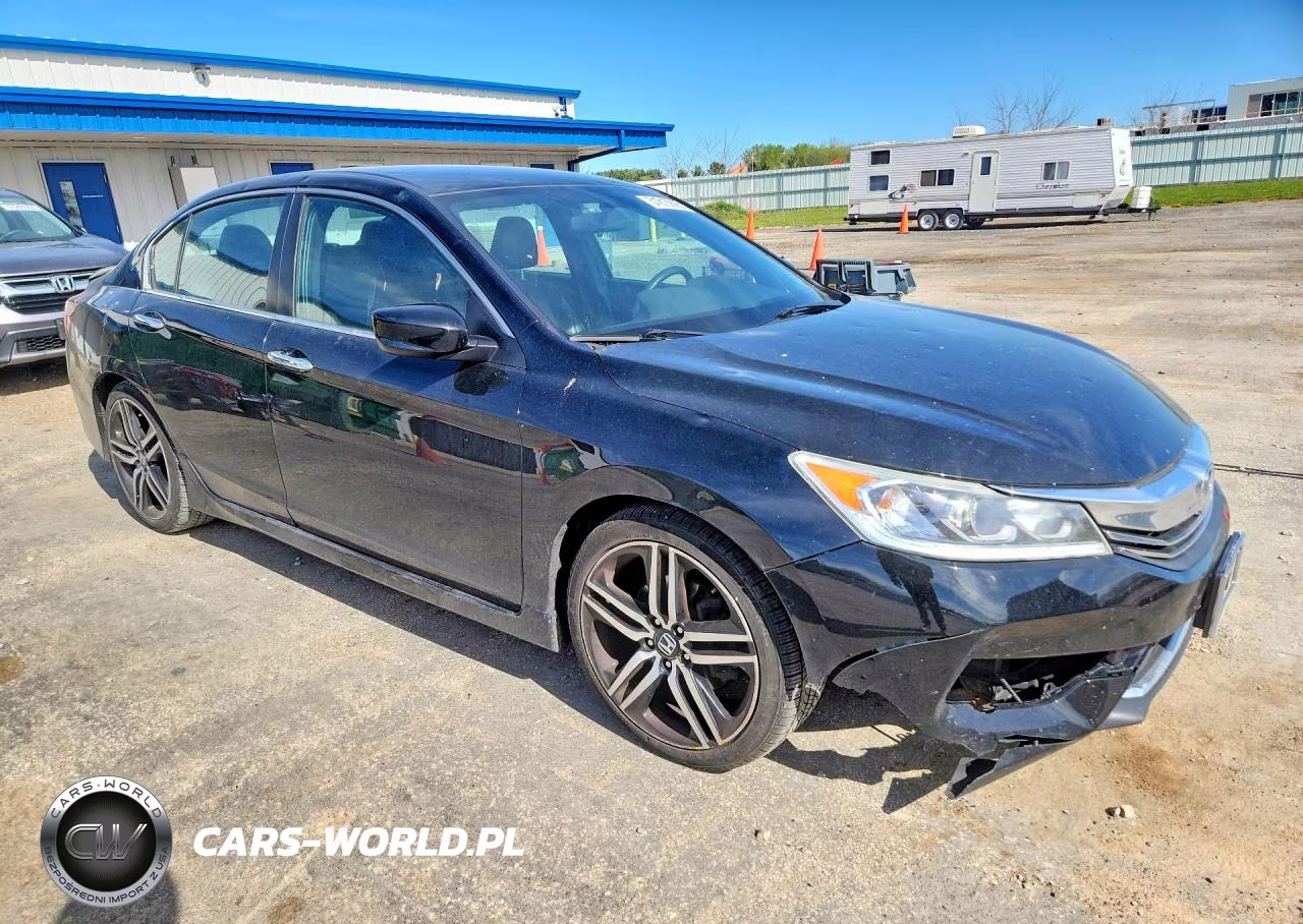 2016 Honda Accord Sport VIN:1HGCR2F52GA137755 - 4