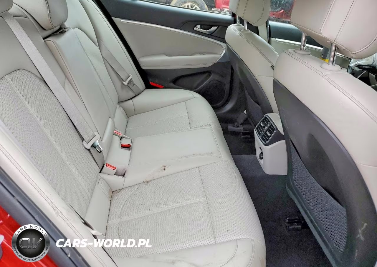 2023 Genesis G70 2.0T VIN:KMTG34TA5PU132130 - 10