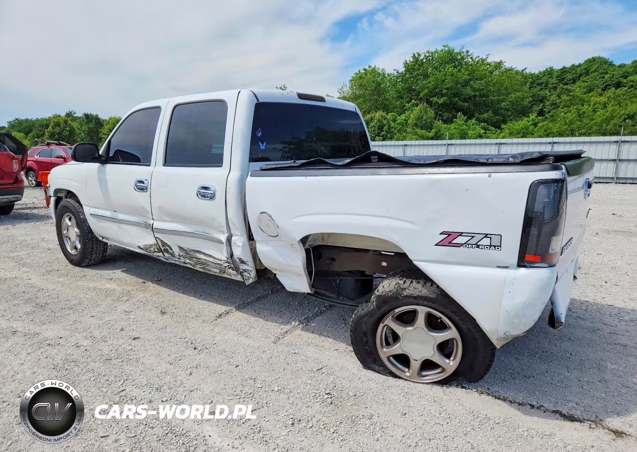 2005 GMC New Sierra C1500 VIN:2GTEC13T951345824 - 2