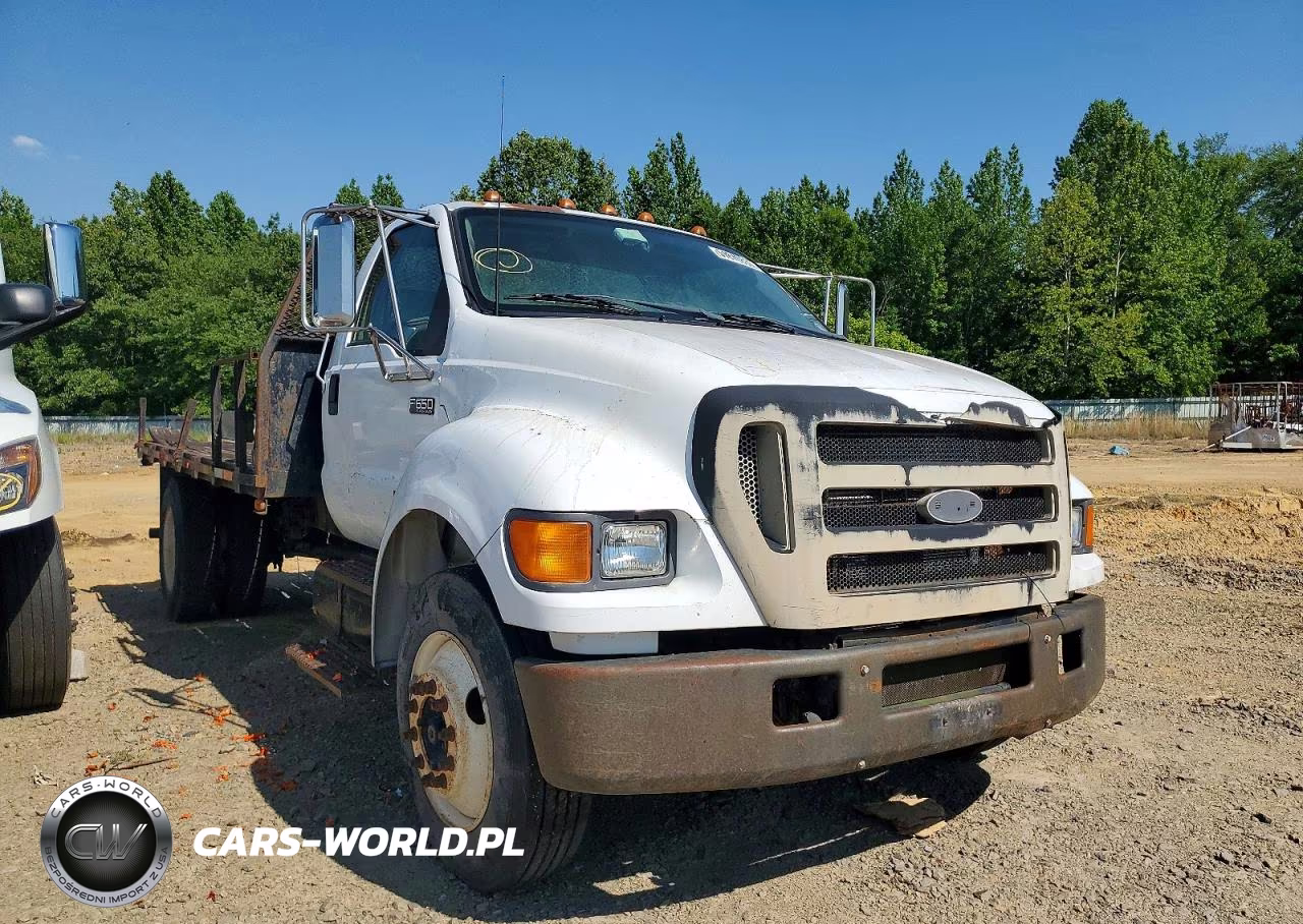 2004 Ford F650 Super Duty