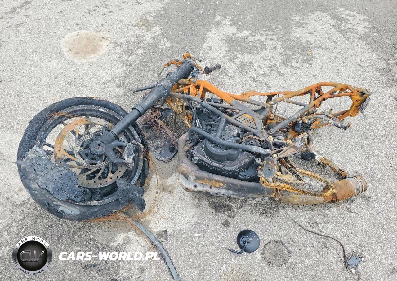 2021 Ktm 390 Duke VIN:MD2JPJ406MC286614 - 3